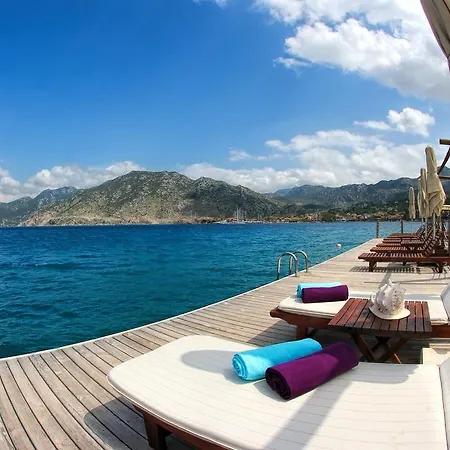 Konukevi Losta Sahil Evi - Adults Only +12